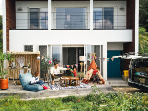 家 ⇄ 外の新たなスタイル、おうちでVAN LIFE